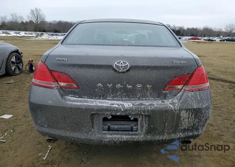 2006 Toyota Avalon Xl z USA, uszkodzony, nr VIN 4T1BK36B86U082537